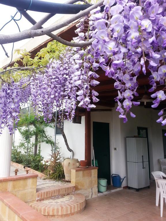 B&B La Casa Dell'Artista Assoro Exterior photo